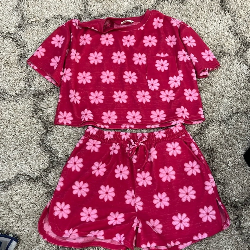 Shop Talulah terry flower set